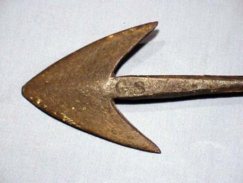 Nantucket-made double-flue whaling harpoon